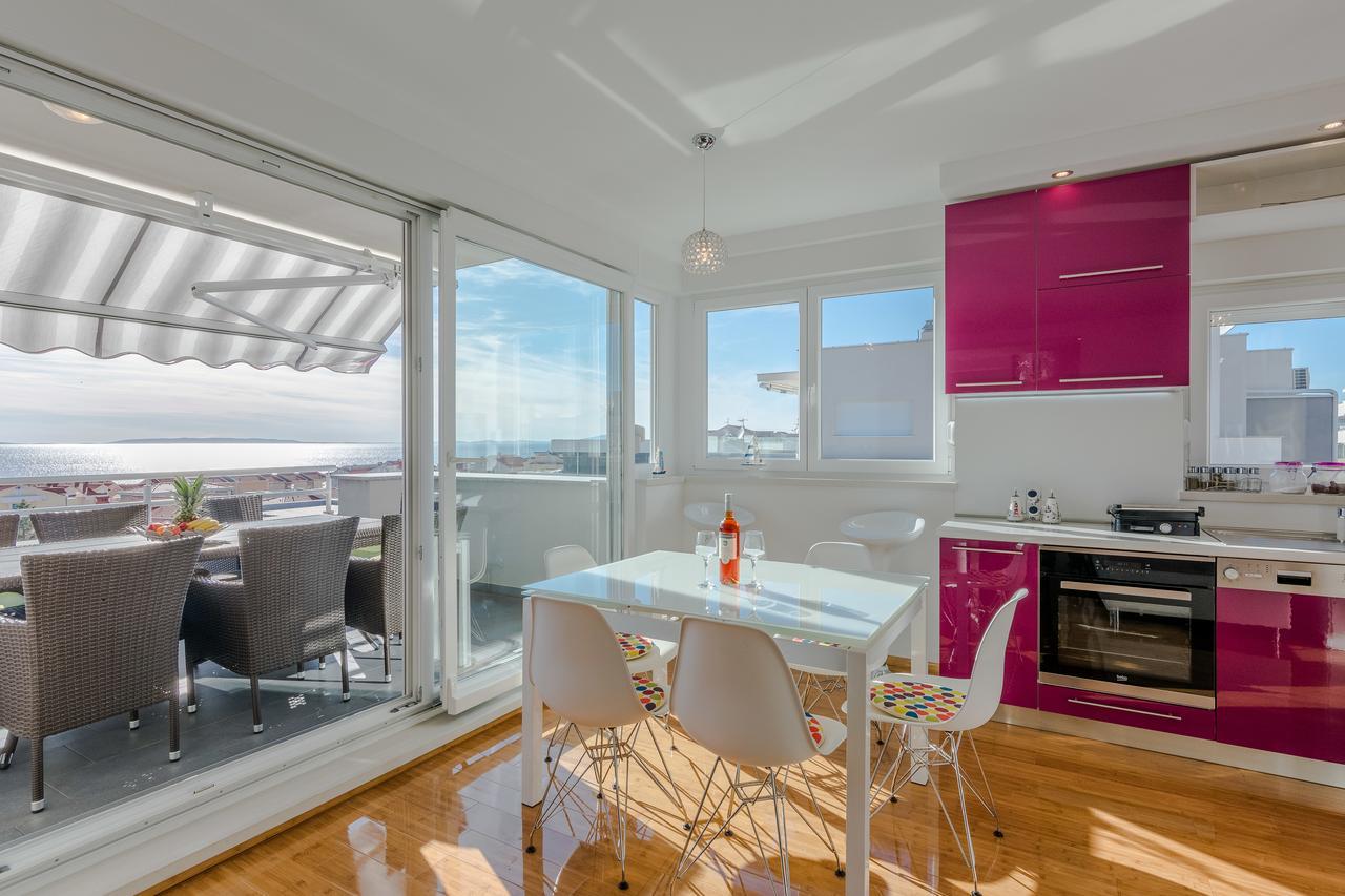 ノヴァリャFucshia Dreams, Brand New Penthouse For 8アパートメント エクステリア 写真